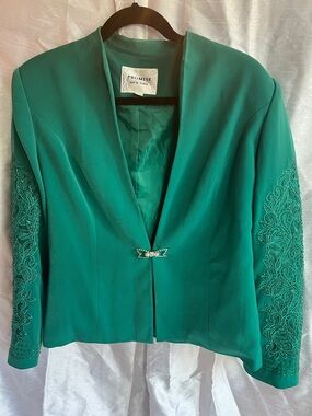 VNTG Promise Green Embellished beaded sleeves collarless blazer jeweled clasp 14